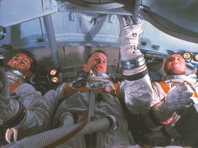 Crew der NASA-Mission Apollo 1 im Simulator