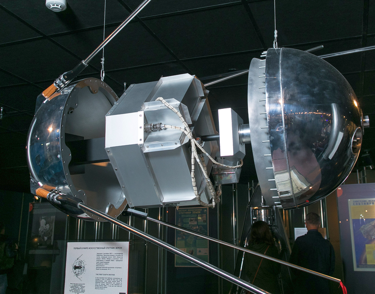 Explosionsdarstellung von Sputnik 1, dem ersten künstlichen Satelliten im Weltraum
