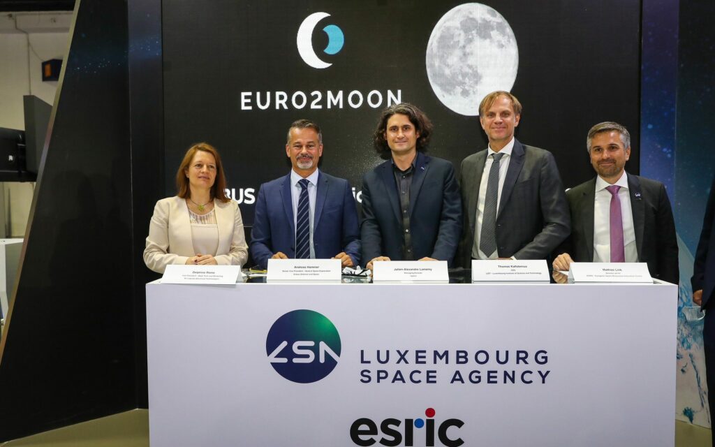 IAC 2021 Newsticker: ESRIC und Airbus Defence and Space unterzeichnen Absichtserklärung zur Zusammenarbeit bei Technologien zur Gewinnung von Mondressourcen.