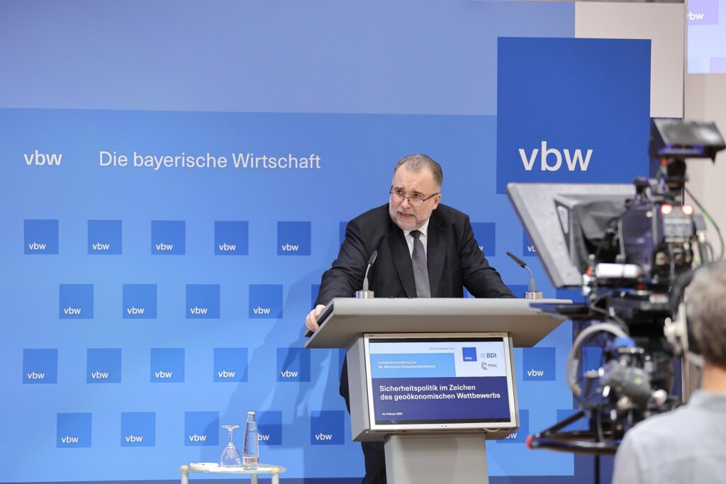Prof. Dr. Russwurm, Präsident des BDI bei seiner Rede im Rahmen der Münchner Sicherheitskonferenz MSC zum Thema Responsive Space; © Stefan Obermeier