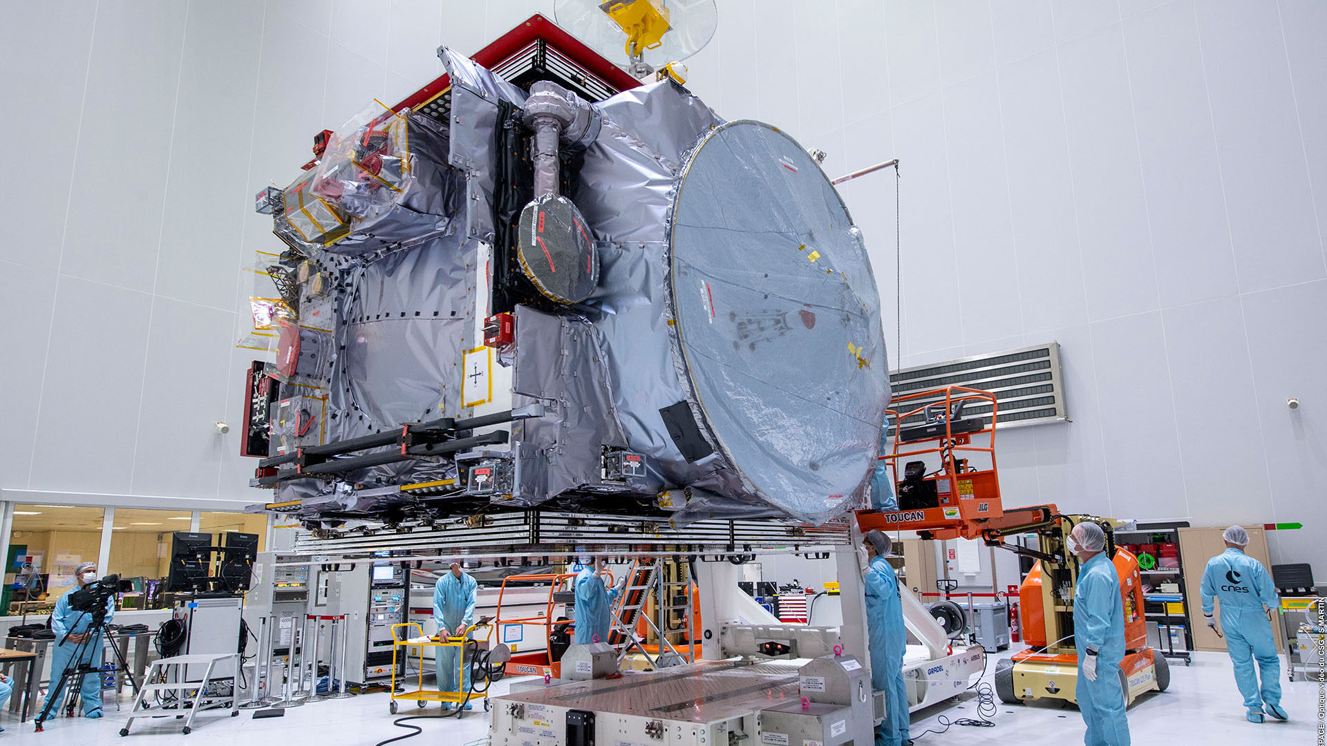 Raumsonde JUICE in Kourou;
© ESA-CNES-Arianespace/Optique video du CSG/S. Martin